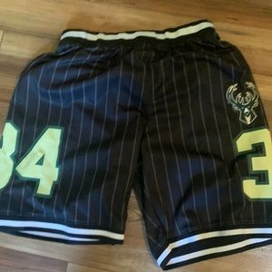 Mens Milwaukee Bucks Shorts